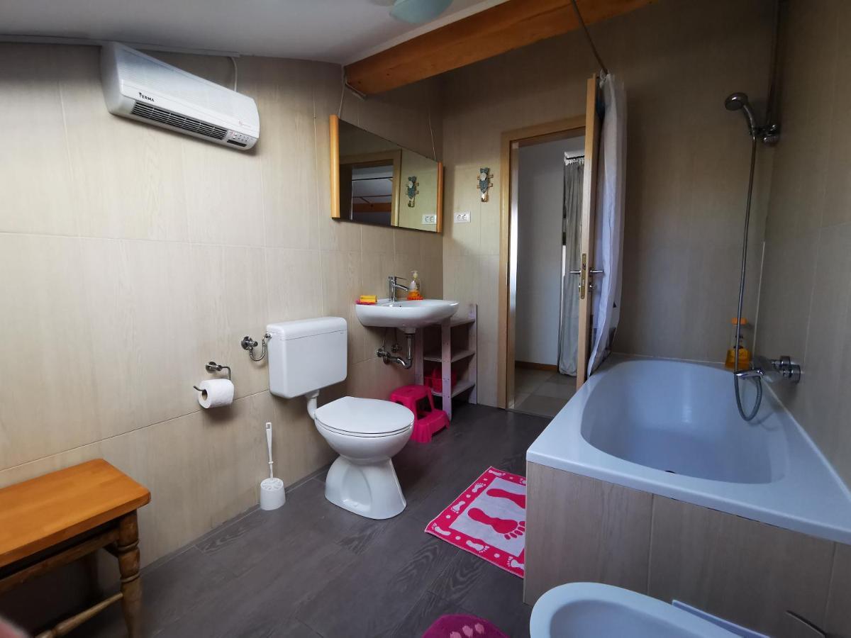 Anita Studio Apartment With Terrace غييكا المظهر الخارجي الصورة